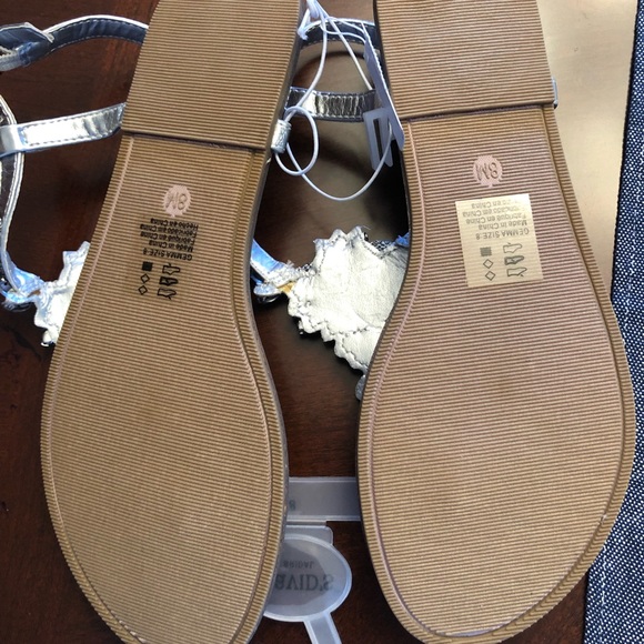 Jeweled Sandals - Picture 3 of 3